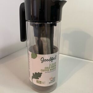 NEW Goodful 2.5 QT Cold Brew Coffee Maker Black